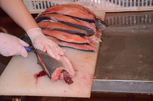 Торговый дом Трифон. Разделка лосося
